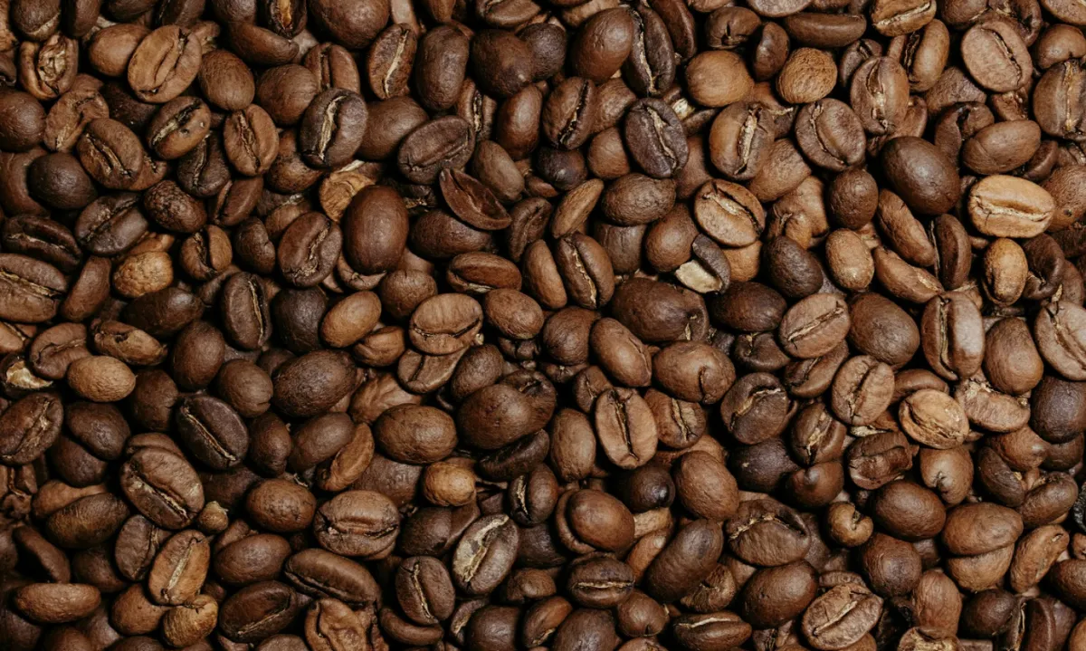 Embarques do Brasil pressionam cotações do café arábica