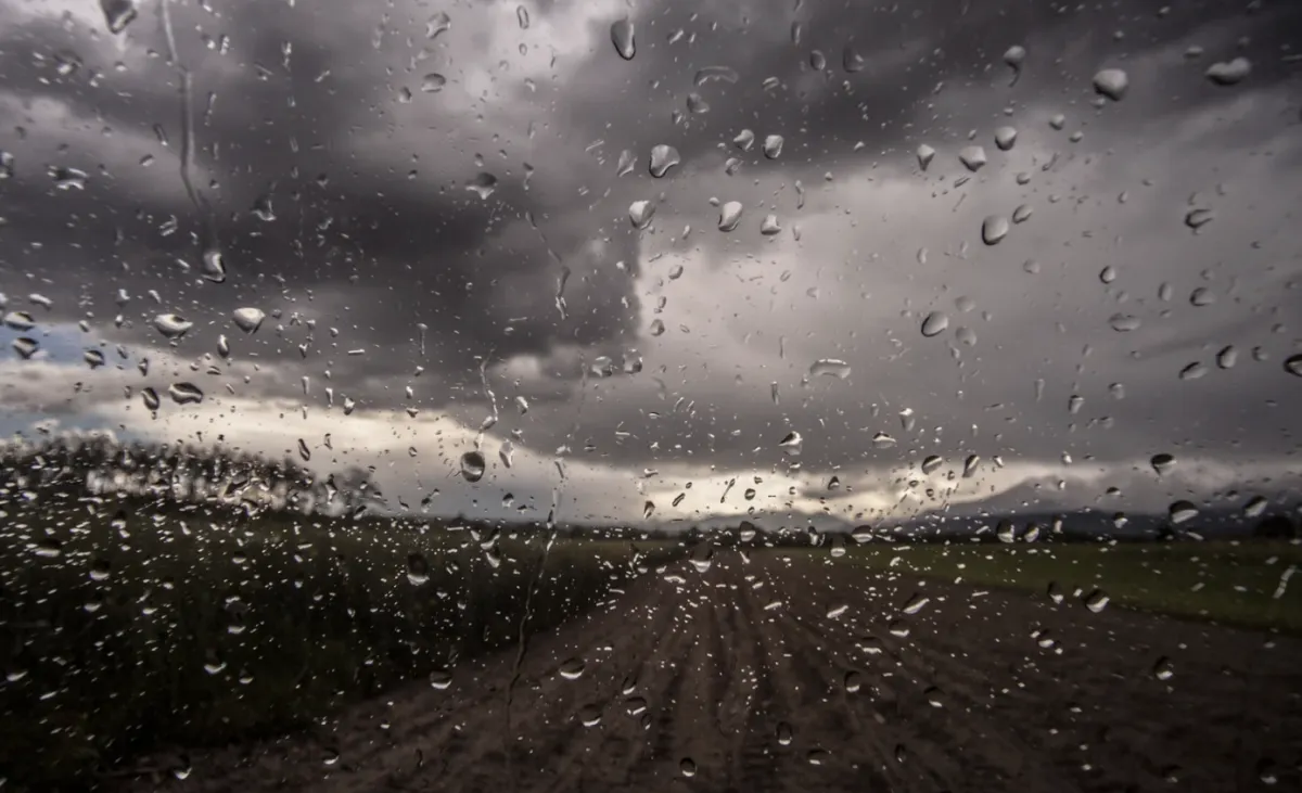 Previsão de sexta traz chuva forte no Sudeste e geada ao Sul
