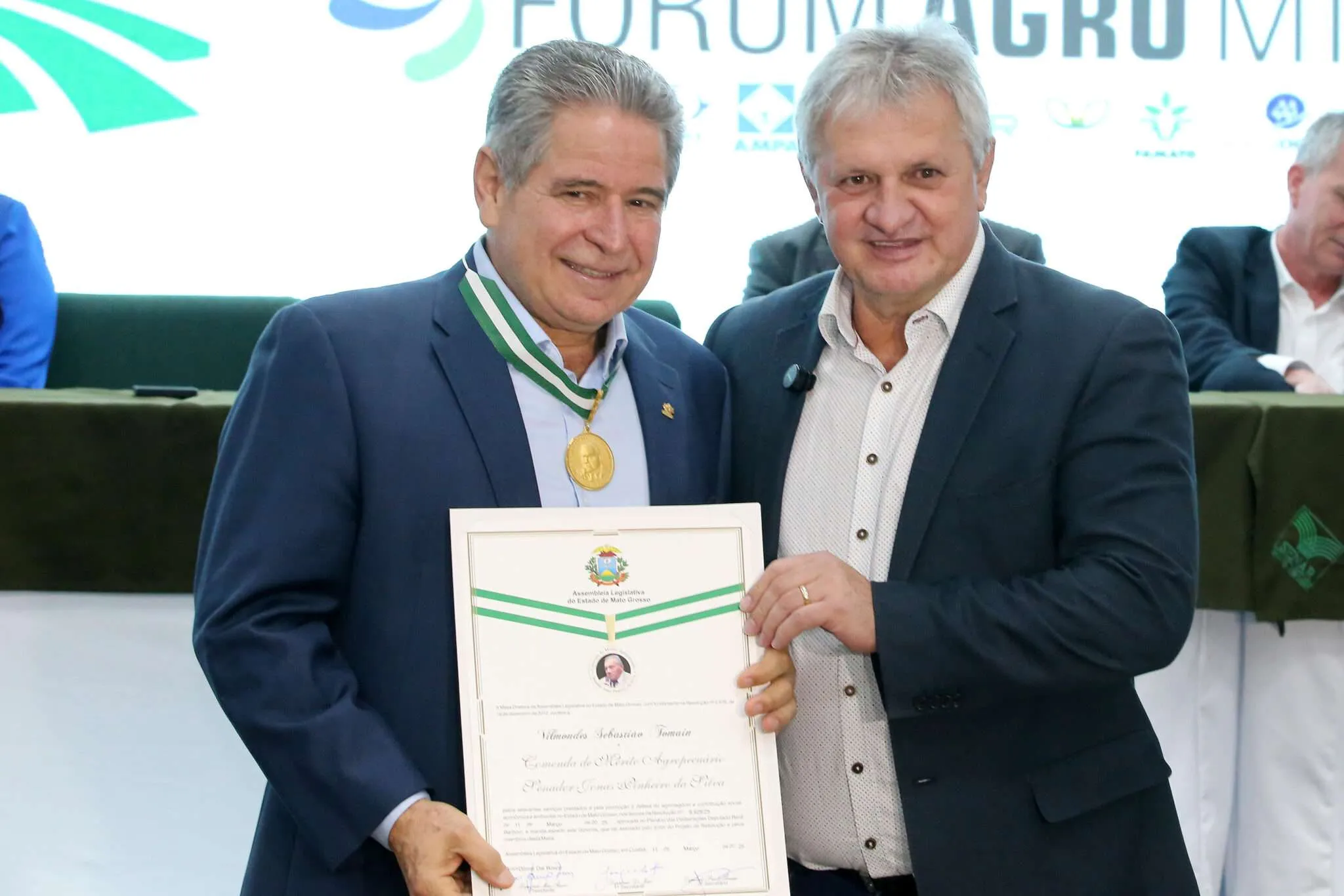 ALMT homenageia lideranças do agro mato-grossense