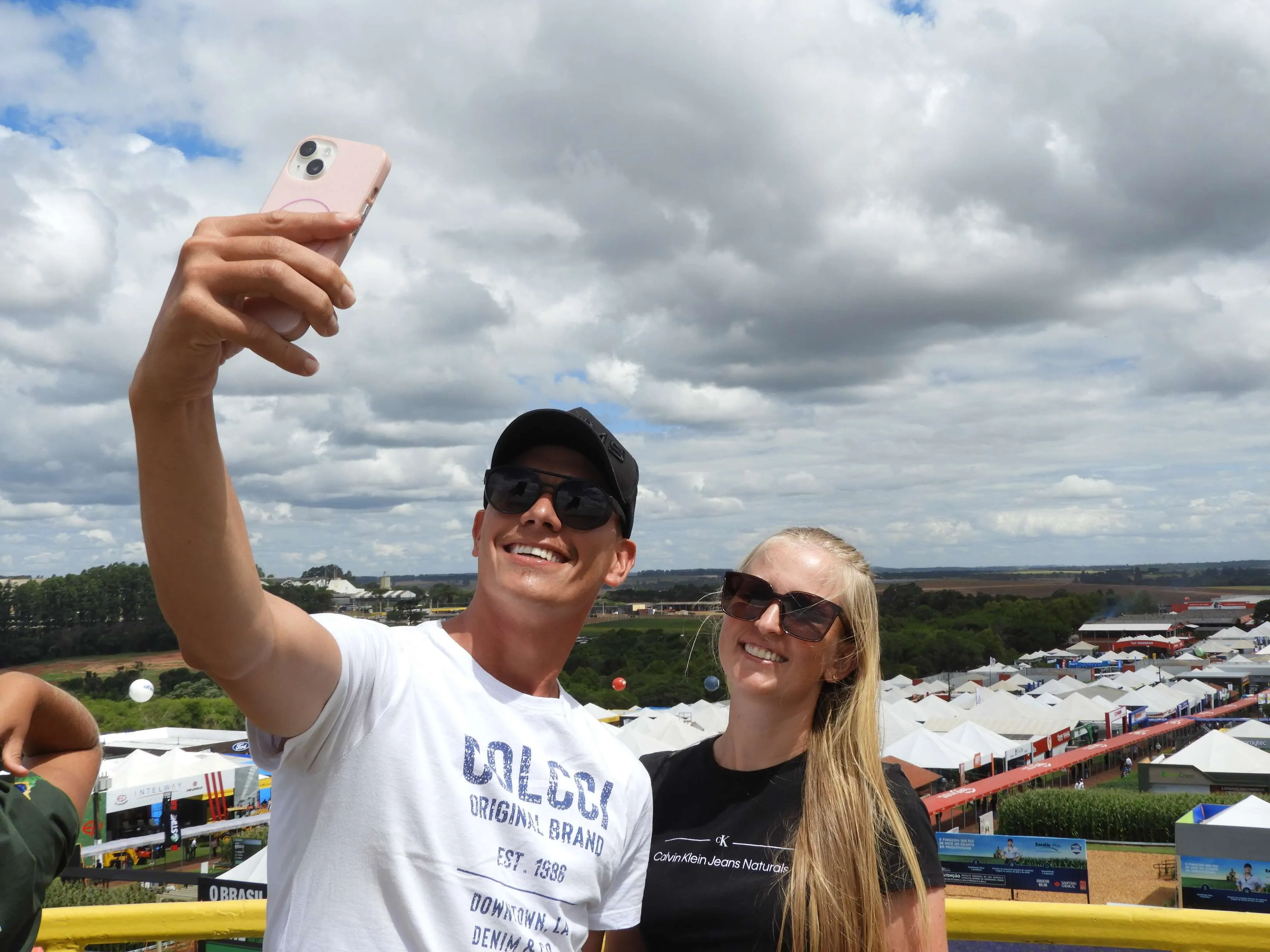 A feira vista do alto